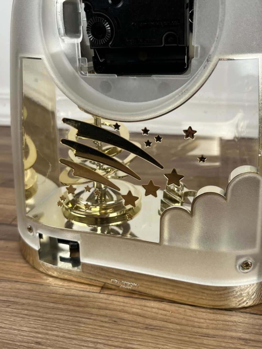 Rhythm Quartz 4SG607 Anniversary Mantel Clock Rotating Pendulum Japan READ - Picture 7 of 9